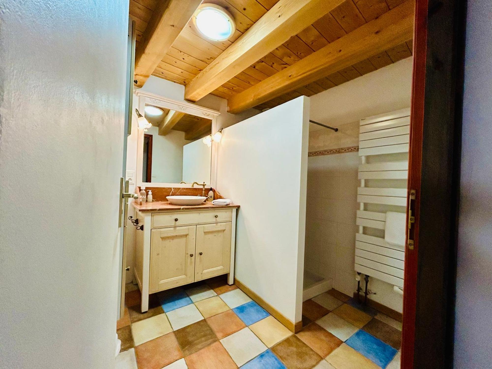 Au Pied Du Chateau- Parking Wifi Jardin - Clg Savoie Freterive Екстериор снимка