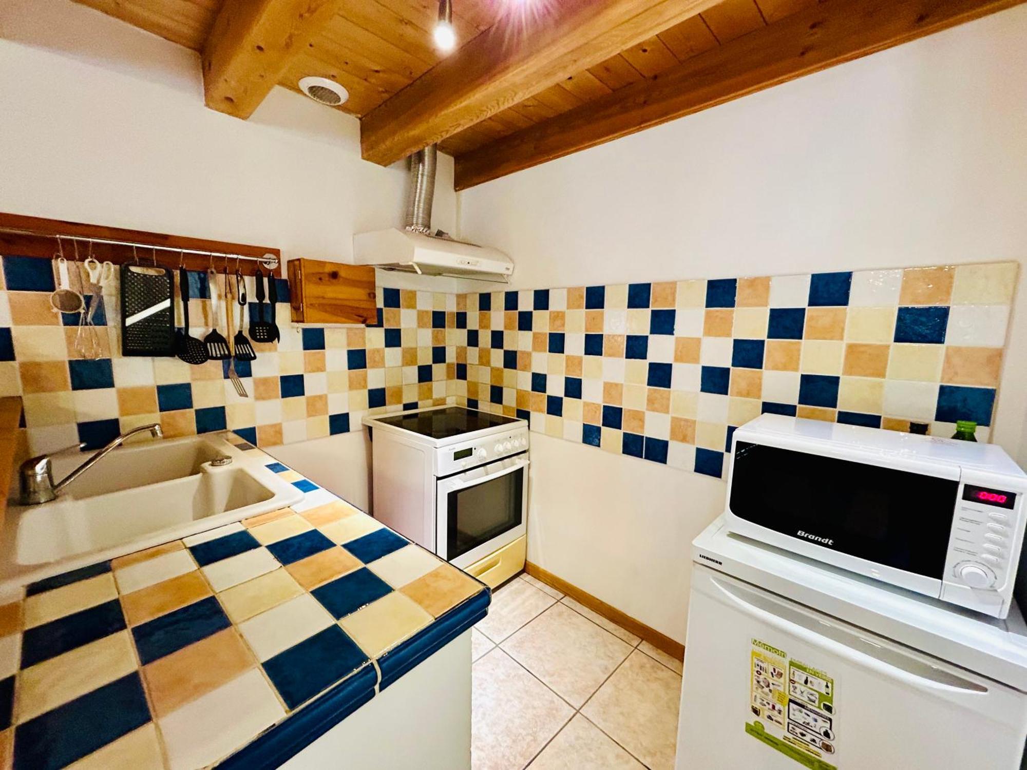 Au Pied Du Chateau- Parking Wifi Jardin - Clg Savoie Freterive Екстериор снимка
